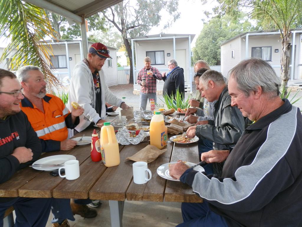 Narrabri Motel And Caravan Park Exterior foto