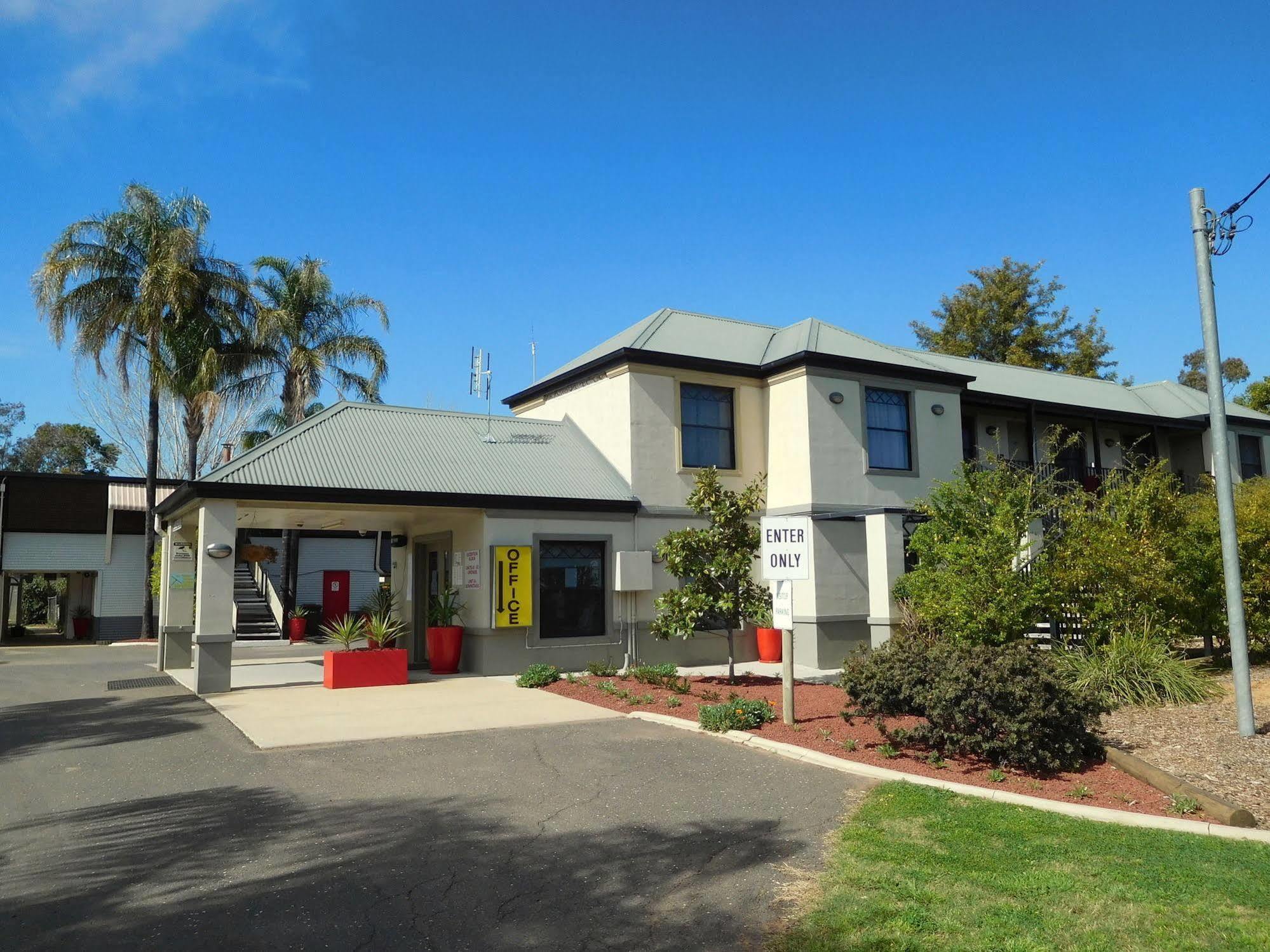 Narrabri Motel And Caravan Park Exterior foto