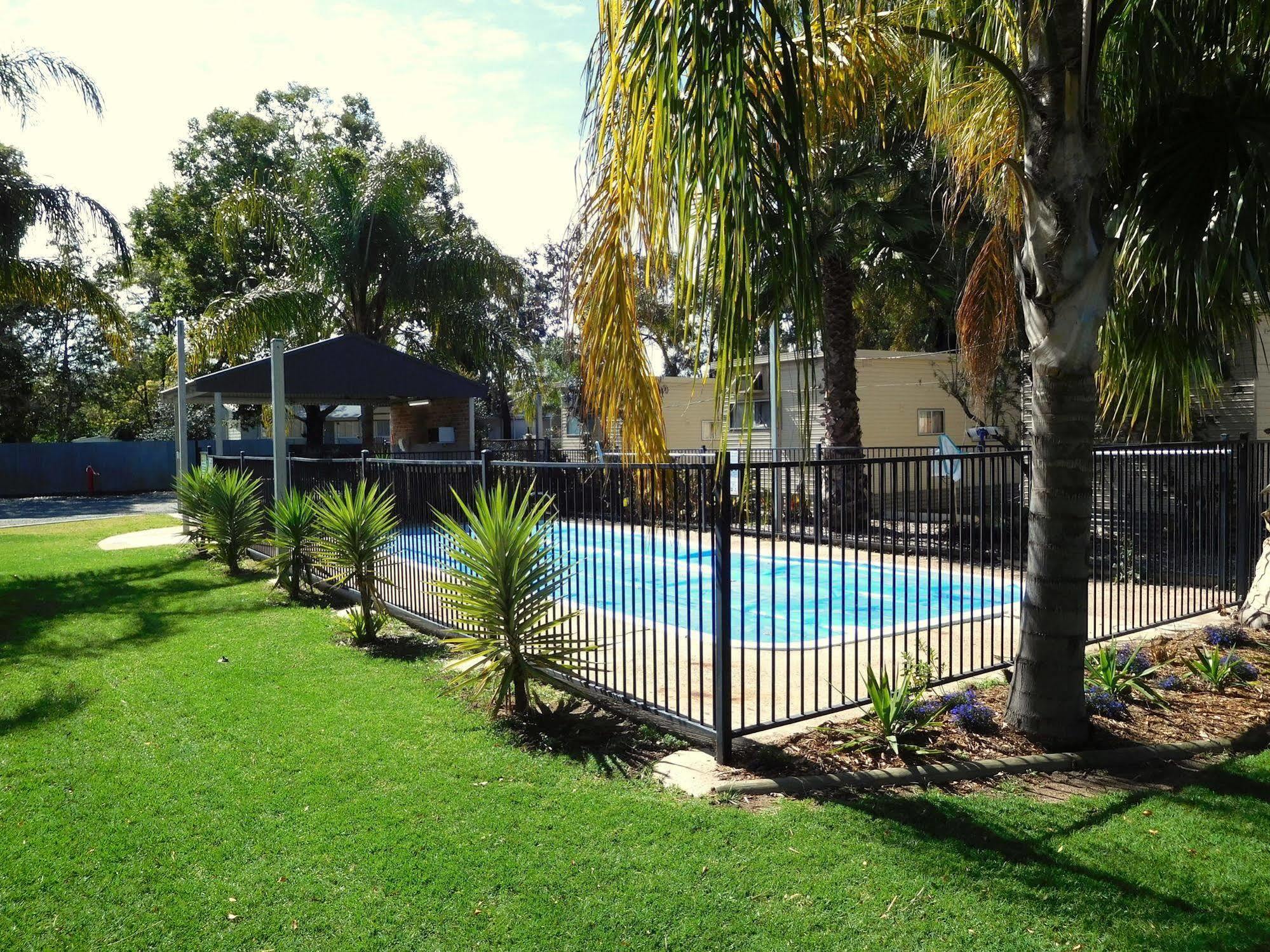 Narrabri Motel And Caravan Park Exterior foto