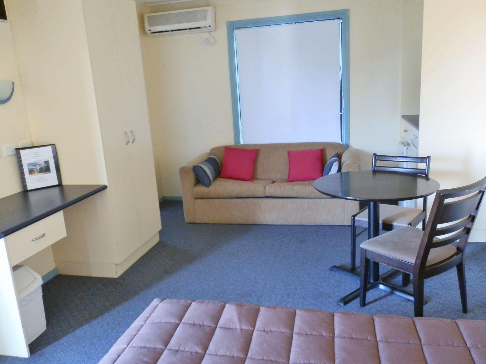 Narrabri Motel And Caravan Park Exterior foto