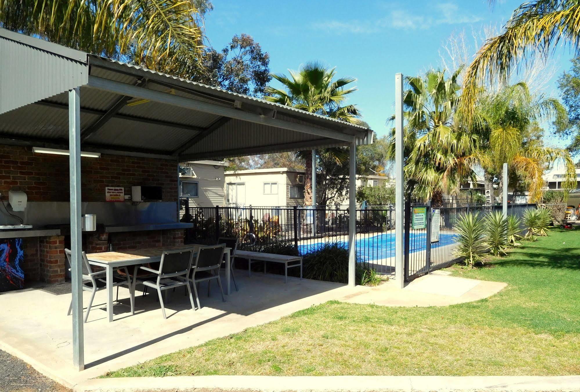 Narrabri Motel And Caravan Park Exterior foto